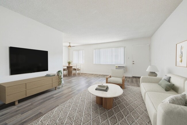 Country Club Apartments