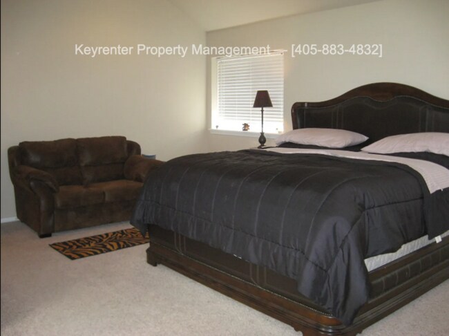 Photo - 12100 Blueway Ave