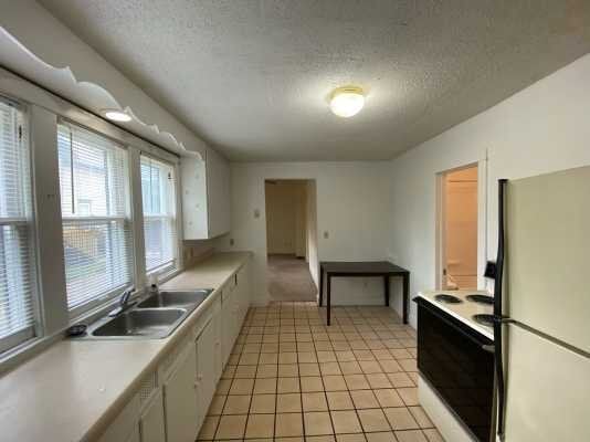 Photo - 520 Oak St Unit 1