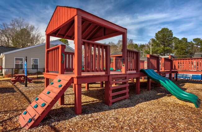 Photo - Summit Eastchester