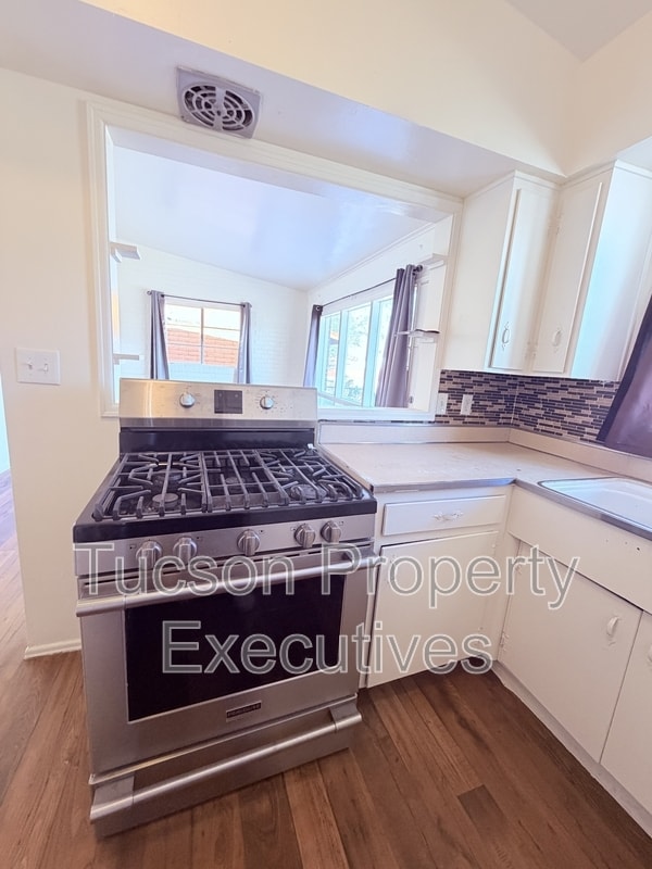 Photo - 1603 N Highland Ave