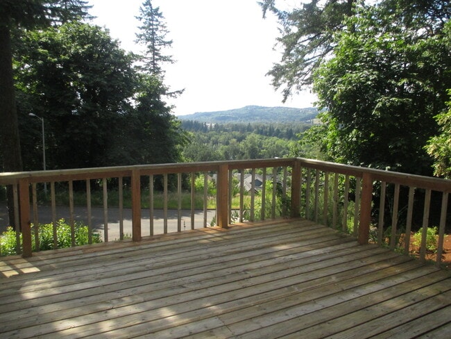 Photo - Beautiful Three Bedroom in the Hills of South Salem