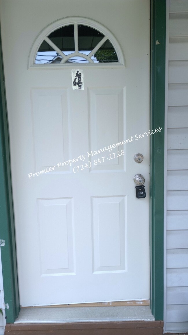 Photo - 1650 Brighton Rd Unit 4