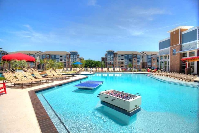 One Eleven South - One Eleven South Apartments