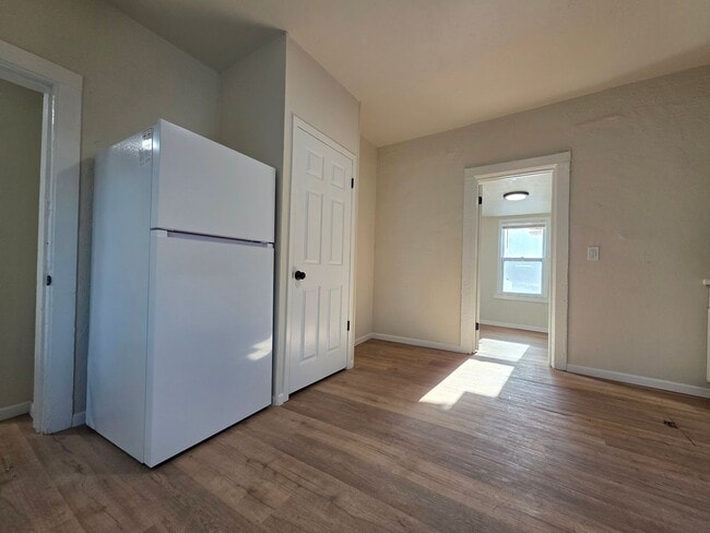 Photo - 210 S Maple Ave Unit Lower Back