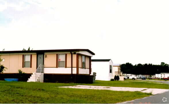Oceanway Village - Oceanway Village Apartments