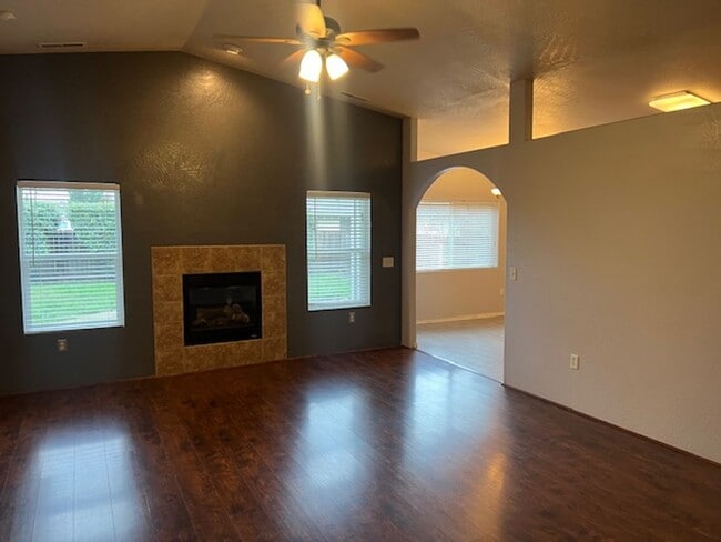 Photo - COMING SOON/ 3 BEDROOM SINGLE FAMILY HOME
