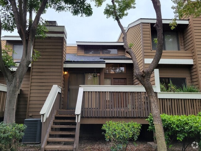 Building Photo - 8550 Lake Knoll Ave Rental