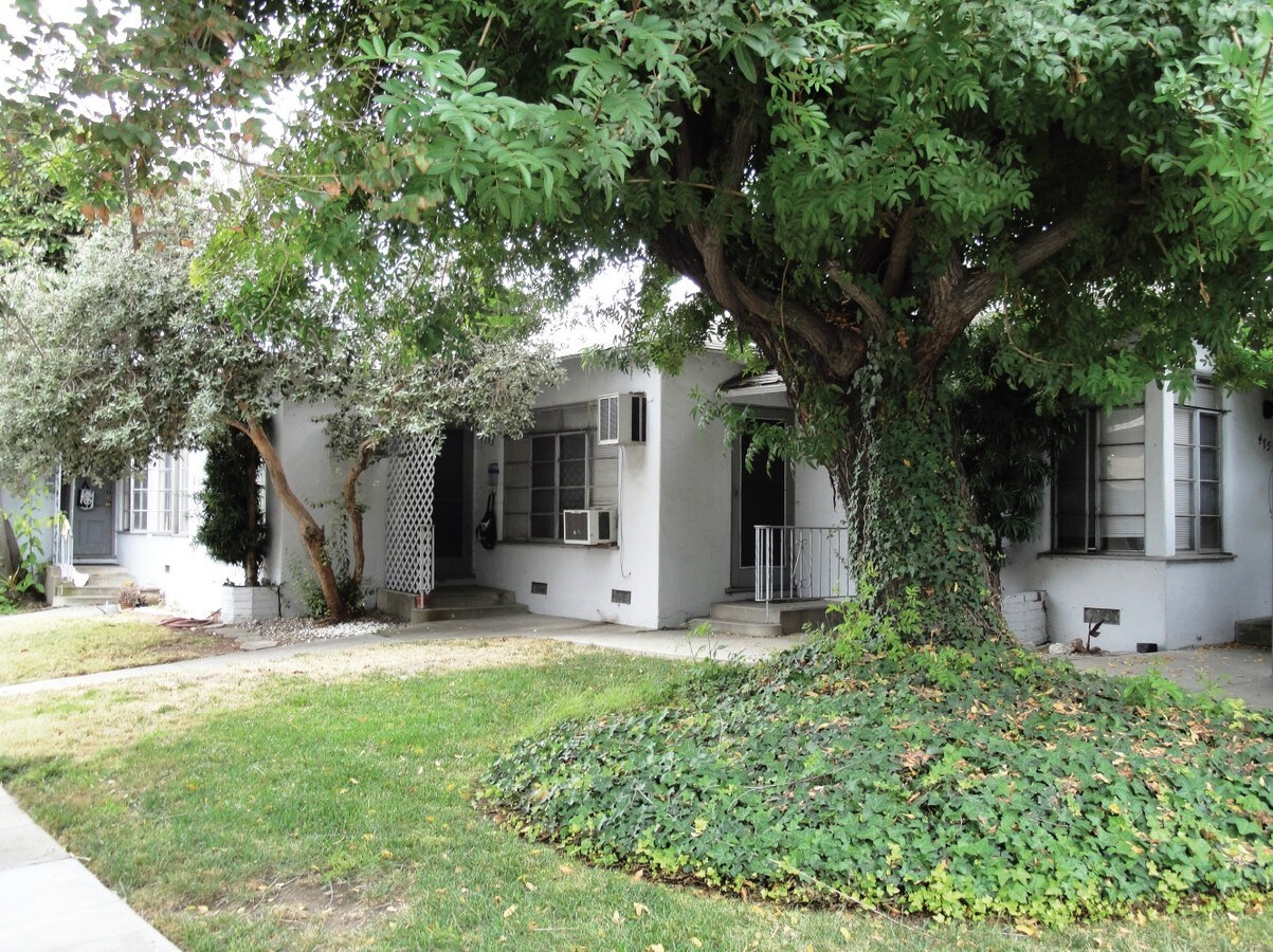 4755 Kraft Ave - 4755 Kraft Ave