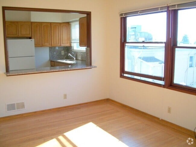 Building Photo - One-bedroom apartment in North Berkeley be... Unit F