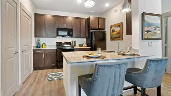 Photo - Bellwether Ridge