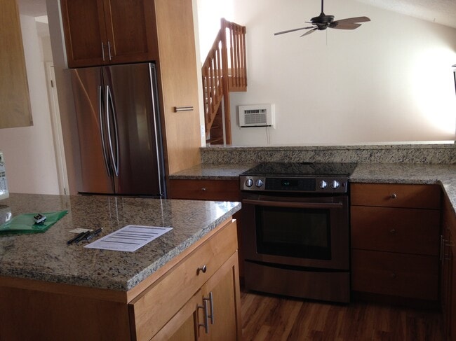 Photo - 7911 Countryside Dr Unit 139