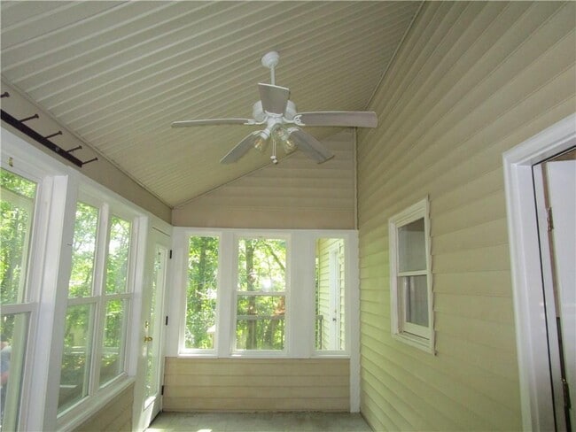 Photo - 2429 Thompson Mill Rd