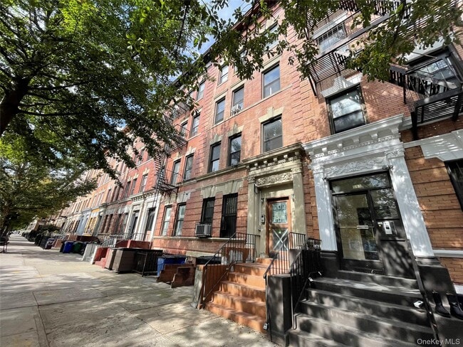 Building Photo - 513 Park Pl Unit 2