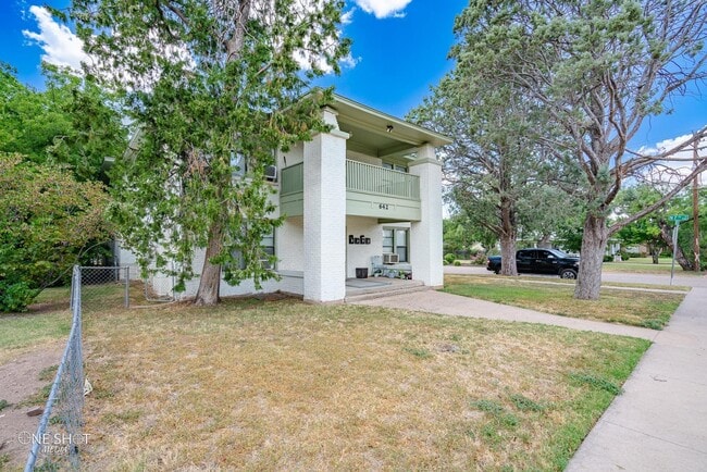 Photo - 642 Beech St