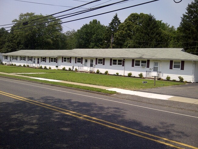 Photo - 331 W Clayton Ave Unit 3