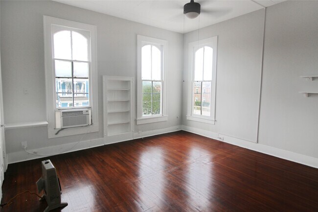 Photo - 1902 Church St Unidad 10