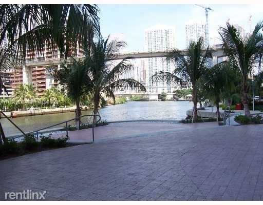 Photo - 2 br, 2.5 bath Condo - 185 SW 7th St Apt 2301 Unit Apt 2301