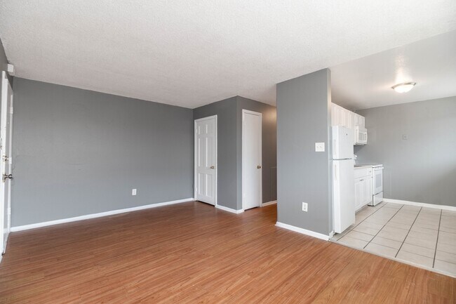 Photo - 1578 Macon St