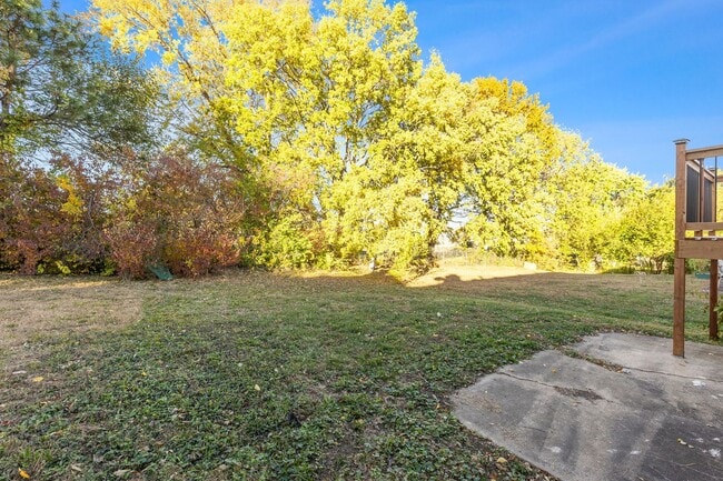 Photo - Just Listed! Step into one of the Northland’s most conveniently located gems!