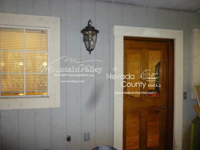 Building Photo - 1 Bedroom, 1 Bathroom Apartment at Private Home in Grass Valley