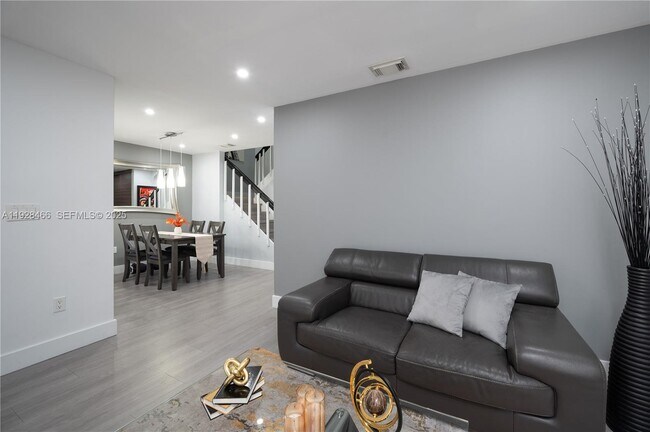 Photo - 15863 SW 71st St