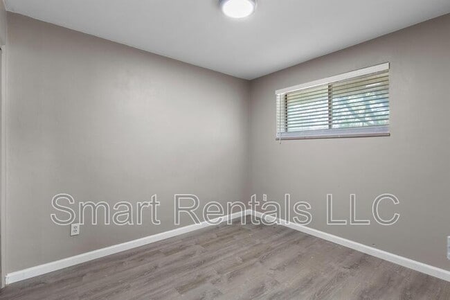 Photo - 491 S Holmes Ave