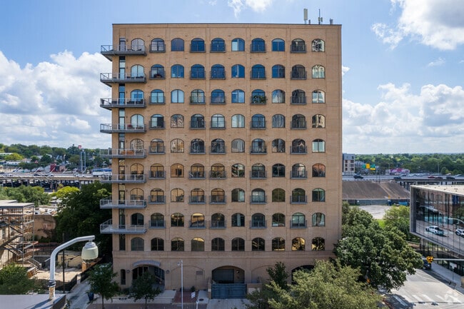 Photo - Sabine on Fifth