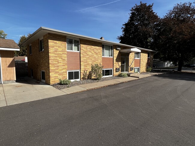 Brick 4-Plex - 122 State St Unit 5