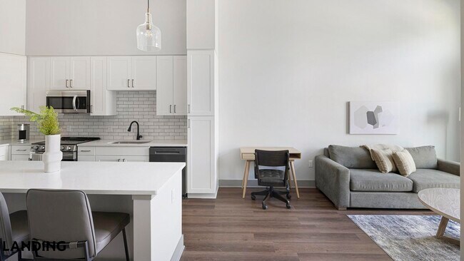 1310 Hillside Ave Unit 306