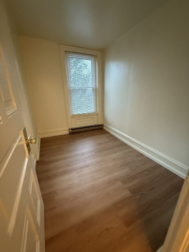 Photo - 243 Old Leacock Rd Unit C