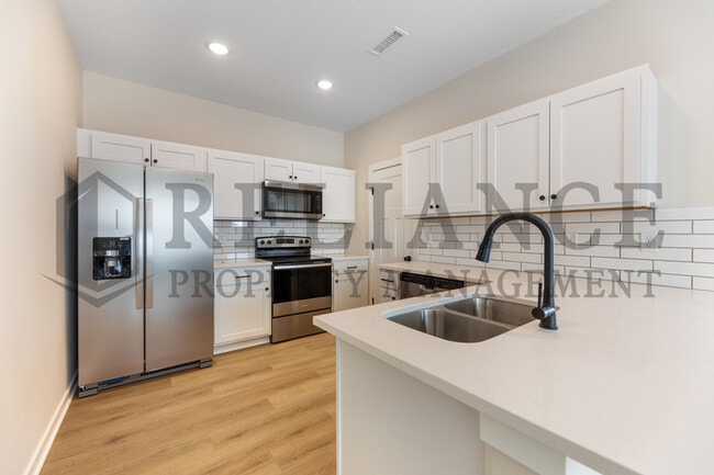 Photo - 12438 Blanford St