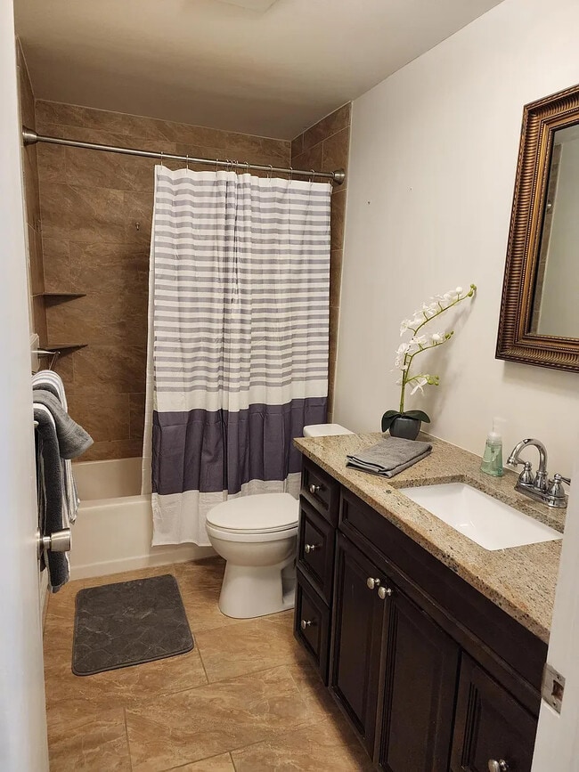 Photo - 8559 SE Lyons Rd Unit Sandy Toes Villa