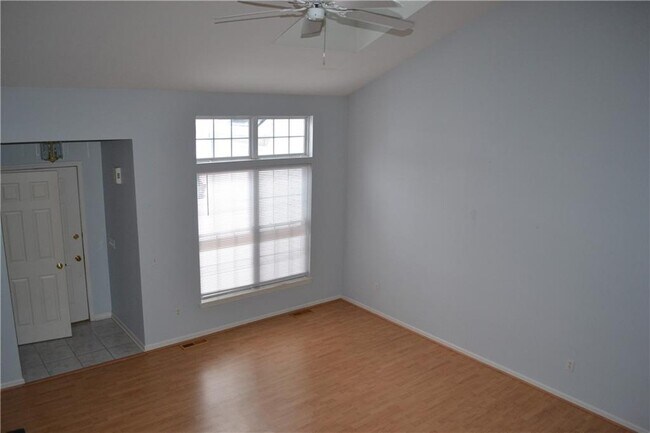 Photo - 24 Amberwood Pl