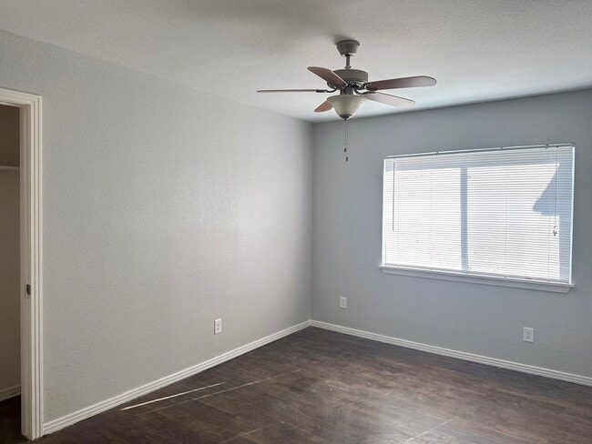 Photo - 3 Bed / 1 Bath / Detached Garage