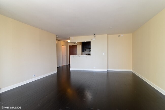 Photo - 401 E Ontario St Unidad 2907