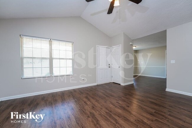 Photo - 526 George Tate Dr