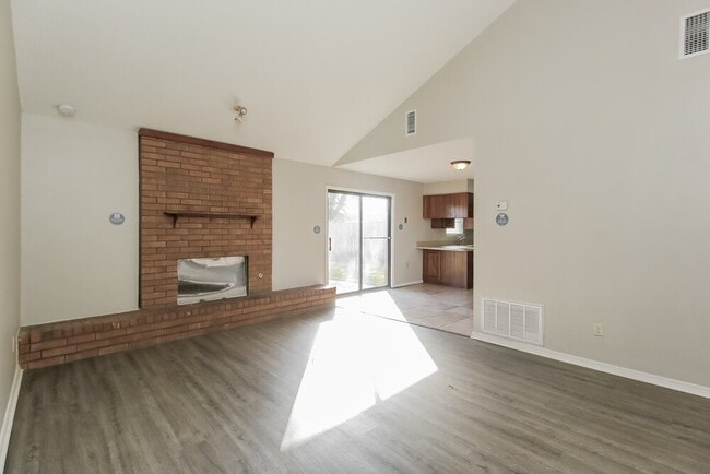 Photo - 1808 SE 13th St