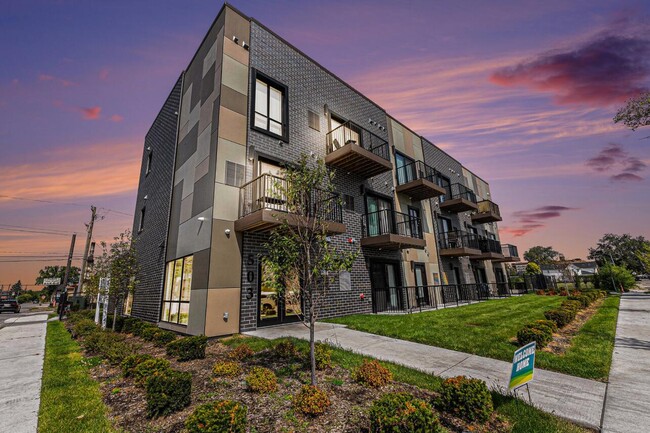 Photo - 503 Horton St