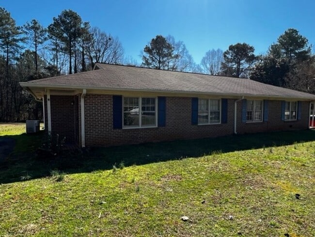 Building Photo - 157-159-159 Bentwood Cir Unit 157 Rental