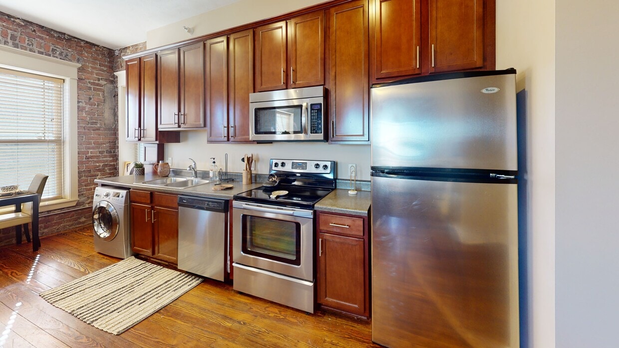 Photo - Urban Village Midtown Apartments