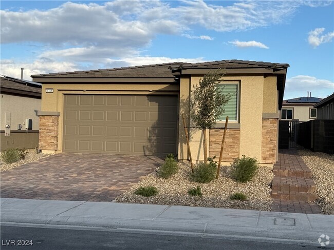 Building Photo - 9788 Redwood Cascade St Rental