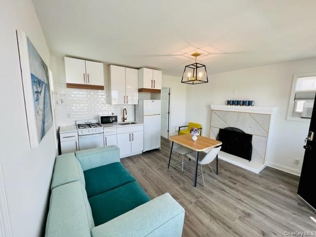 Photo - 833 Oceanfront Unidad Apt 1S