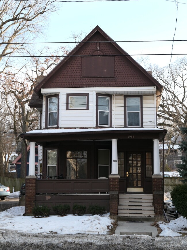 Photo - 1935 University Ave Unit Apt 1