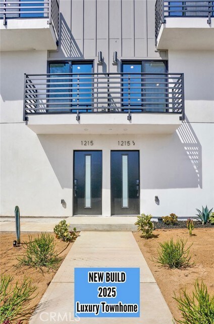 Building Photo - 1215 N Kingsley Dr Rental
