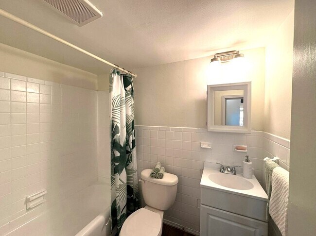Garrett House Apartments