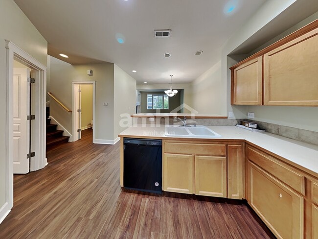 Photo - 129 Wild Rose St