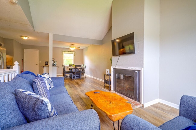 1013 E Huntington Pl Unit SI ID1621230P
