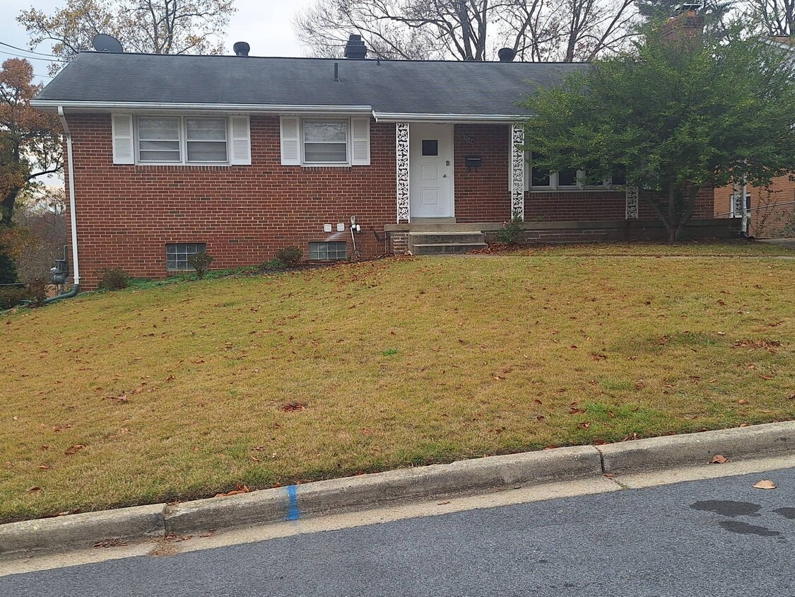 Photo - 9244 Limestone Pl (College Park, MD)