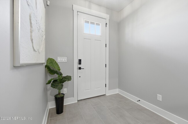 Photo - 1625 Bridgeton Dr